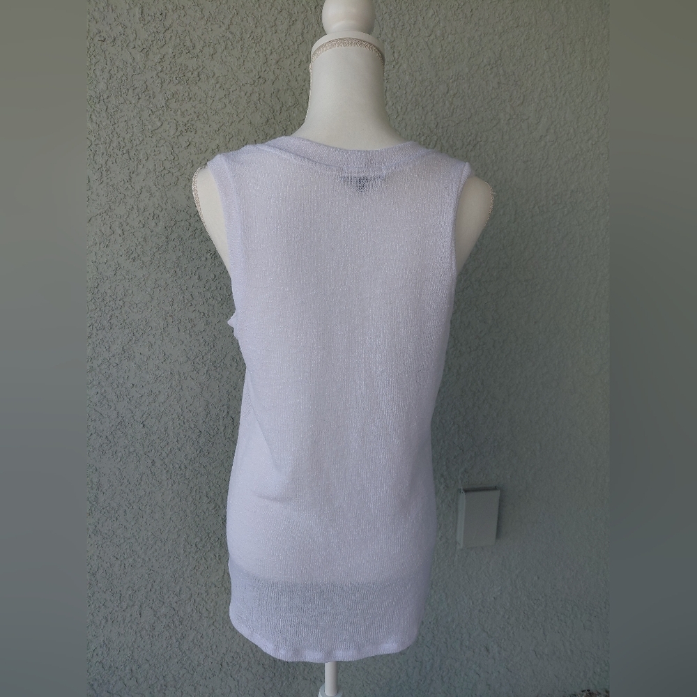 Beyond Yoga White Tank Top Made In USA - Picture 3 of 8